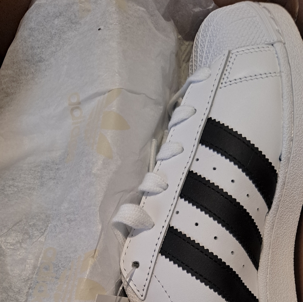 Adidas Originals Superstar Shoes